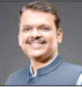 छह महिलाओं ने अशाेक खरात के खिलाफ शिकायत दर्ज कराई : फडणवीस